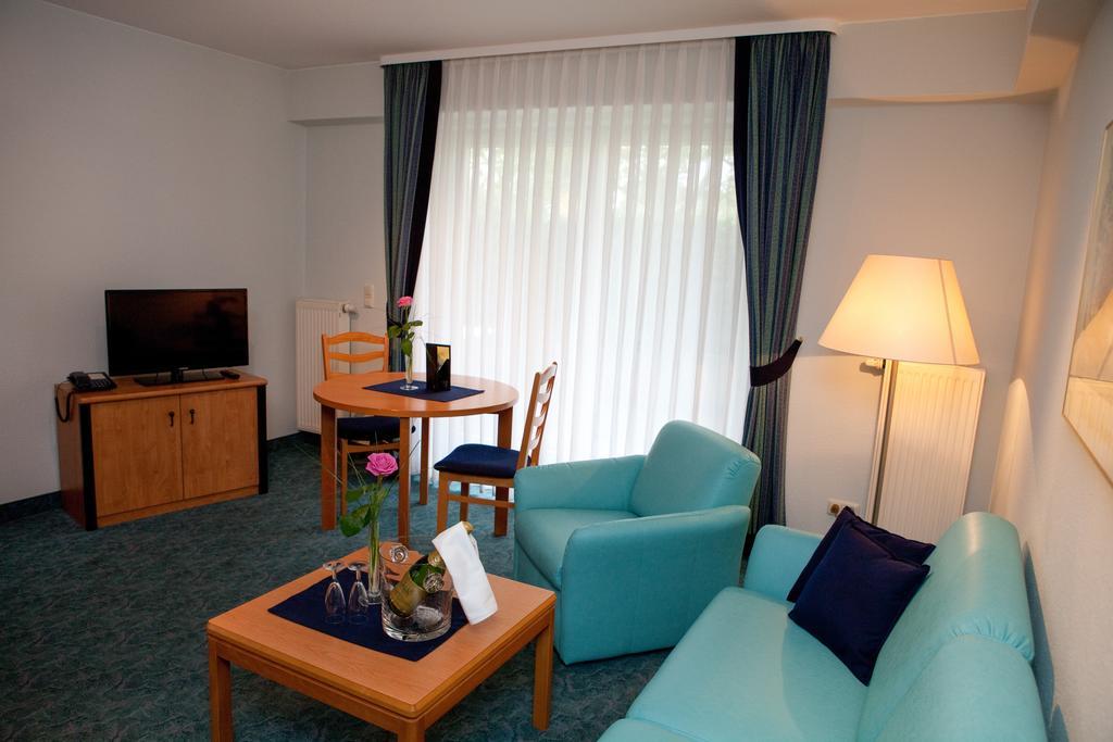 Landhotel Imhof Neuhof  ภายนอก รูปภาพ