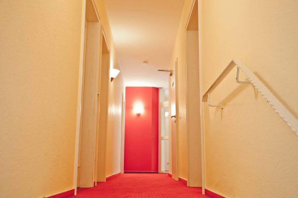 Landhotel Imhof Neuhof  ภายนอก รูปภาพ